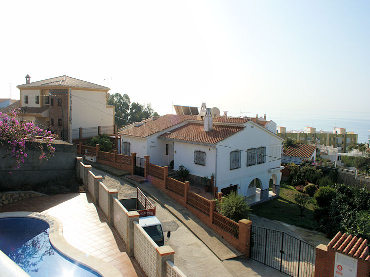 Chalet independiente en alquiler en Benajarafe, Rincón de la Victoria